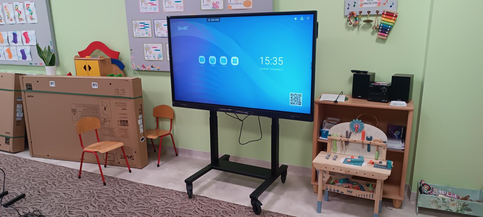 Sala lekcyjna z monitorem interaktywnym – Gdańsk