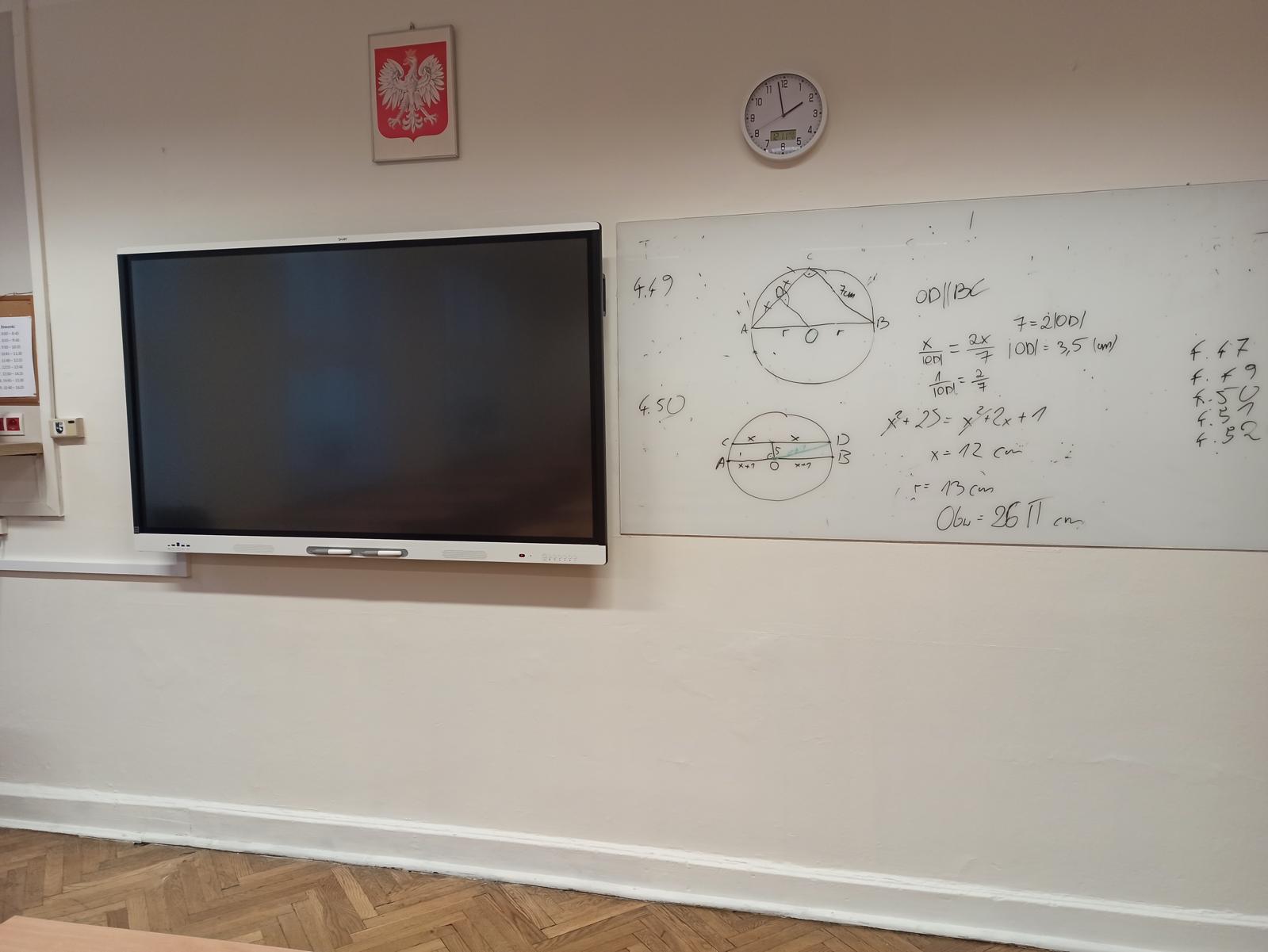 Instalacja monitora interaktywnego w sali edukacyjnej – Białystok